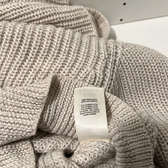 Wilfred Montpellier Turtleneck - Picture 8 of 8